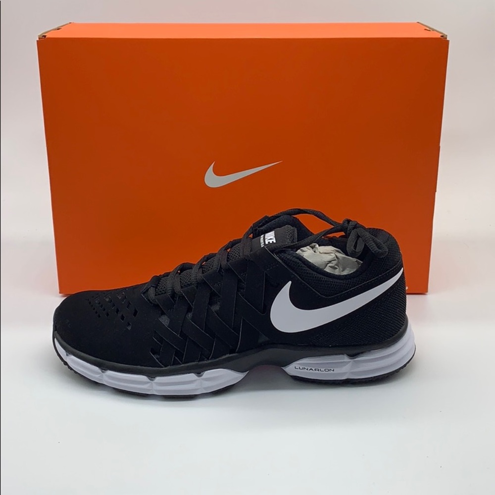 Nike lunar fingertrap TR men’s black training shoe - Picture 2 of 6